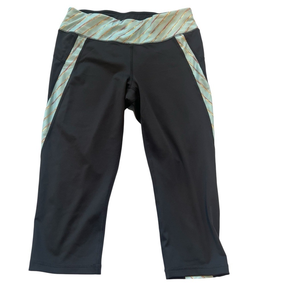 Women's Tek Gear DryTek Workout Capri's M (8-10) Black